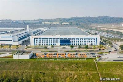 華為鴻蒙智能座艙、續航超1100公里 AITO問界M5正式開啟交付